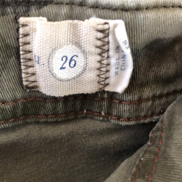 HEI HEI Anthropologie Olive Green Camo Pants - Picture 4 of 7